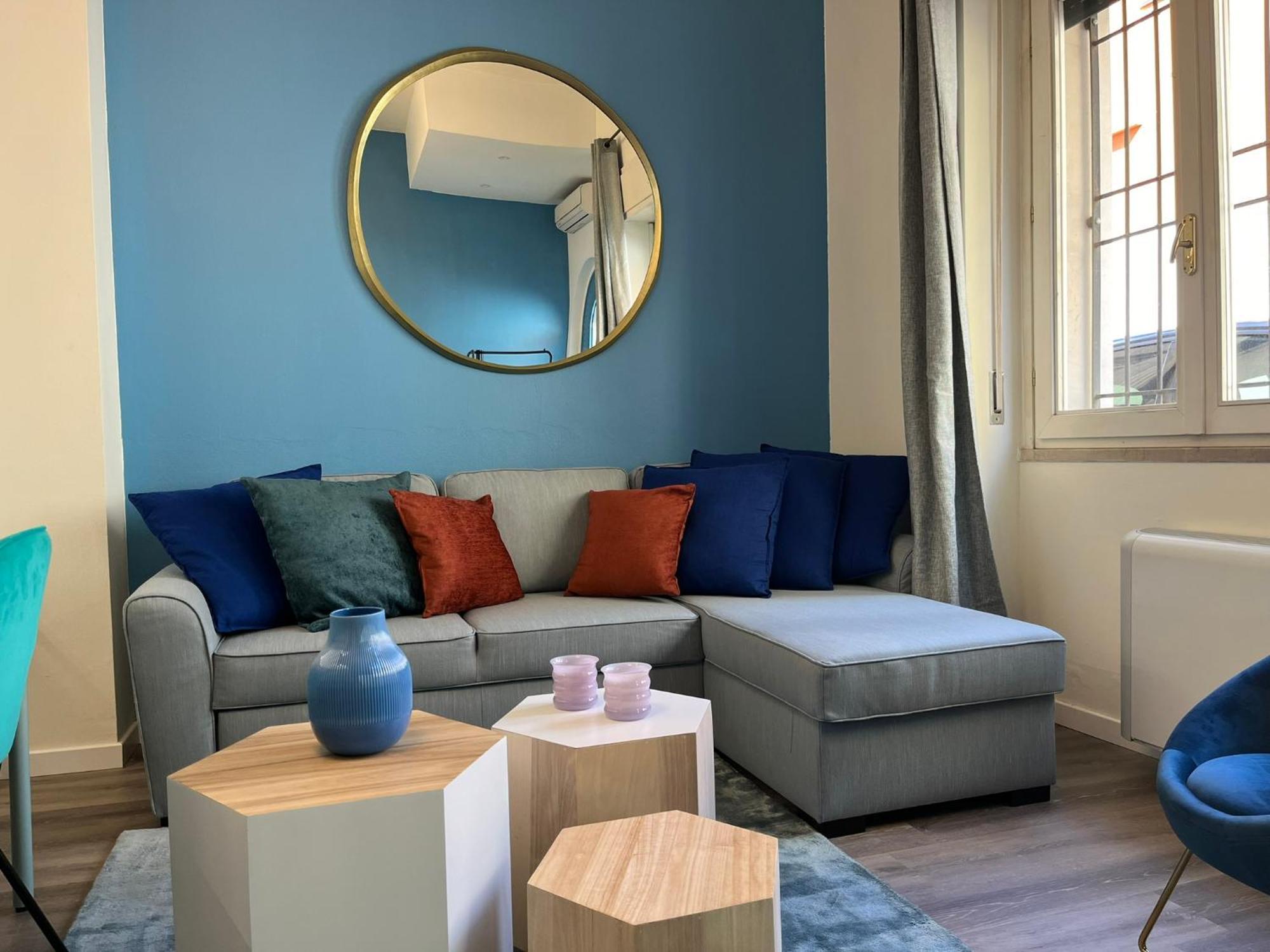 Elegante Bilocale Con Posto Auto Privato Apartment Brescia Exterior photo
